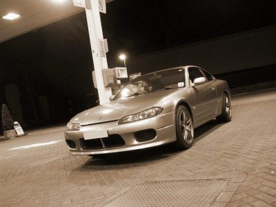 Nissan_Silvia_S15_Spec-R.jpg